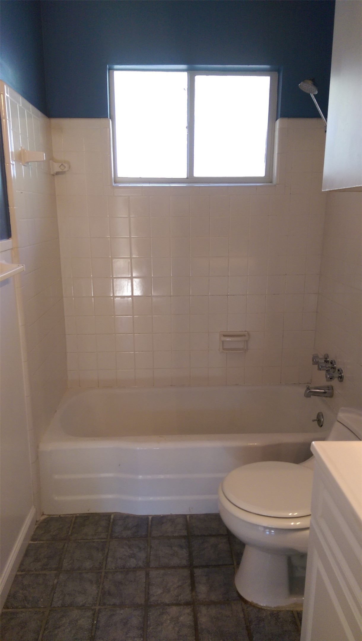 2113 Rabb Road Austin, TX 78704 - Photo 34 of 35 Main bathroom, Side A