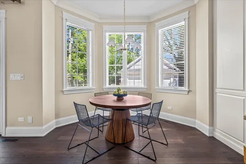 $2,150,000 | 122 17th Street, Wilmette, IL 60091