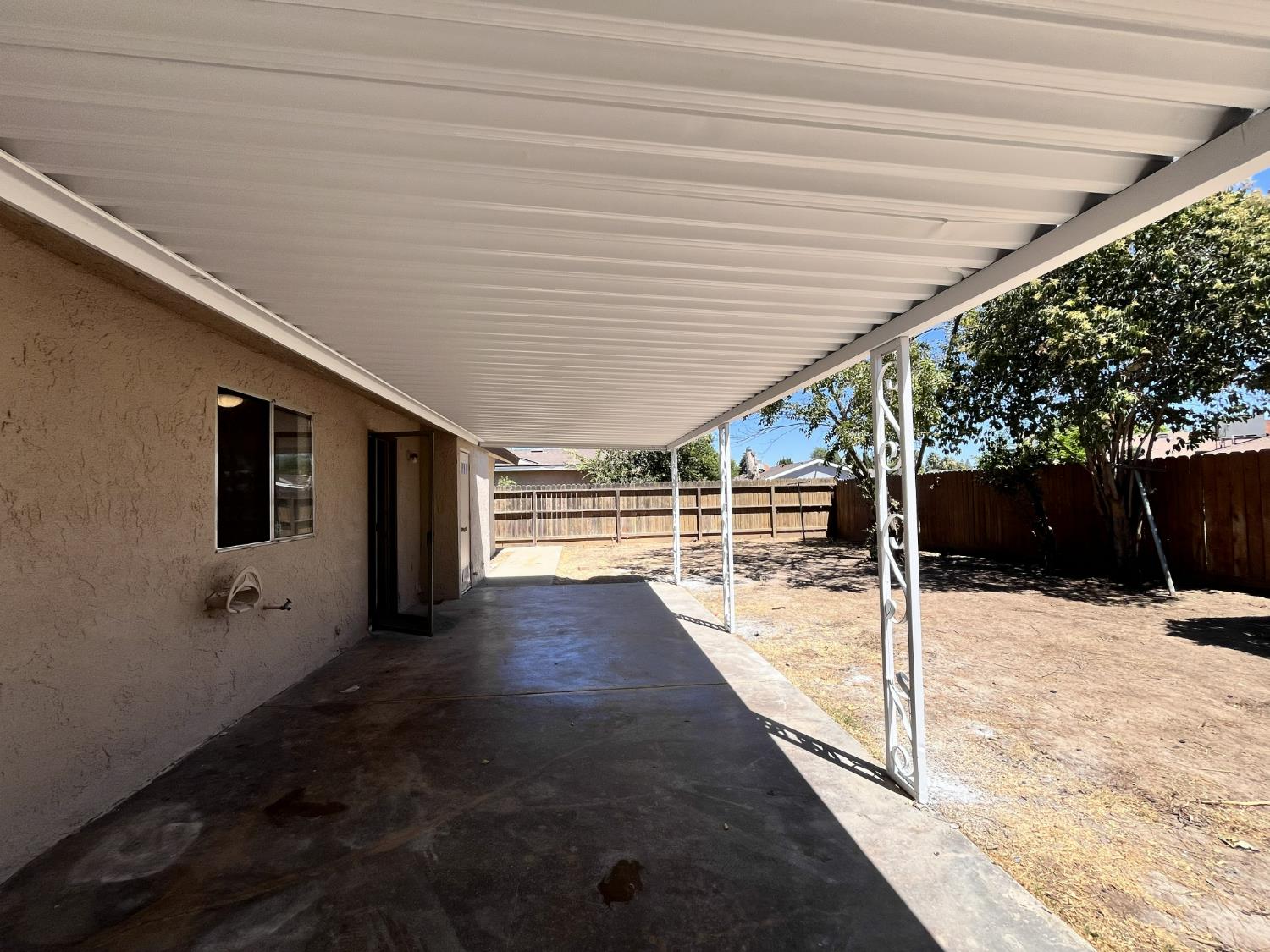 5337 West Richert Avenue Fresno, CA 93722 - Photo 14 of 15