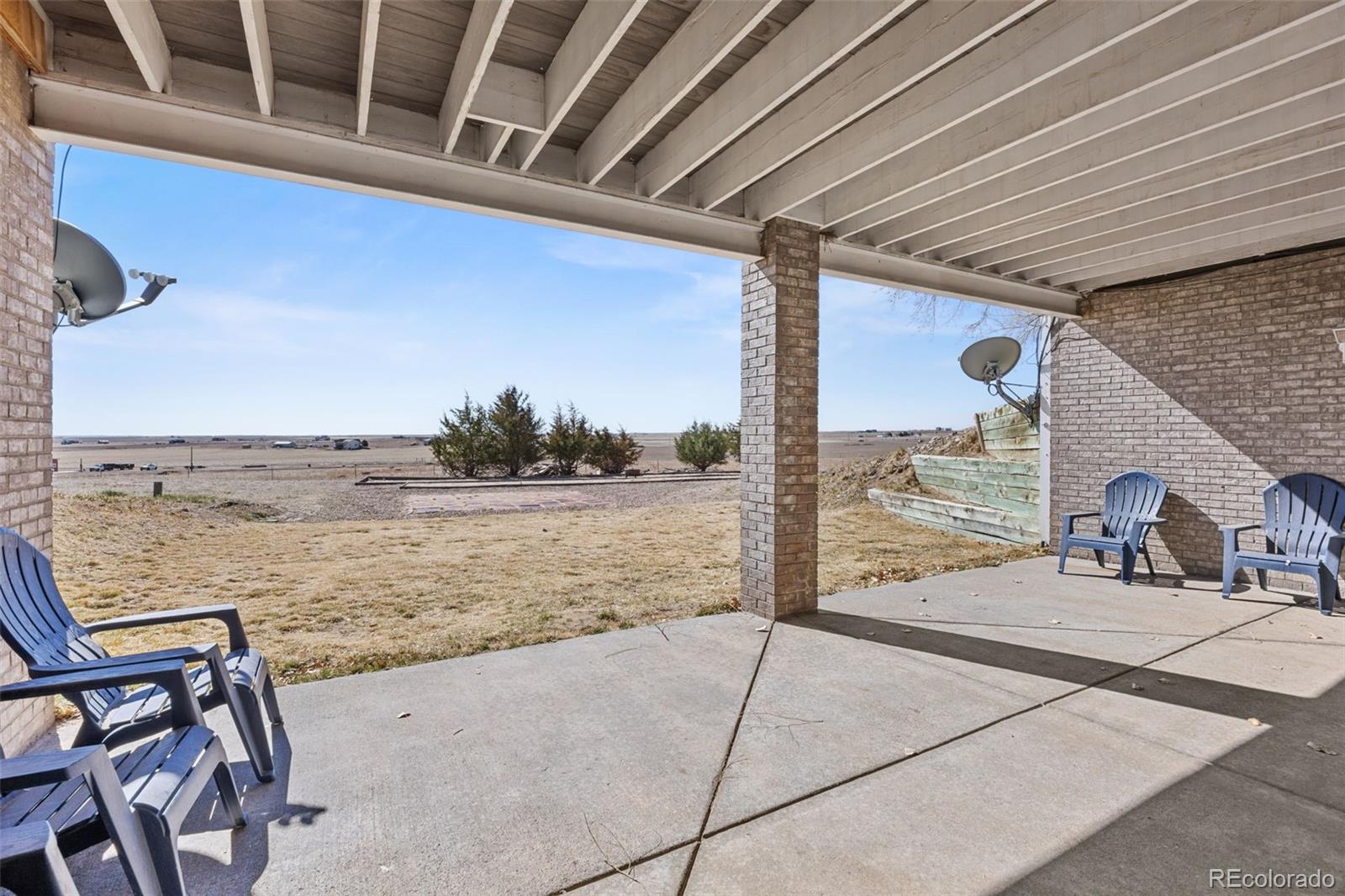 5330 Kiowa-Bennett Road Bennett, CO 80102 - Photo 37 of 48