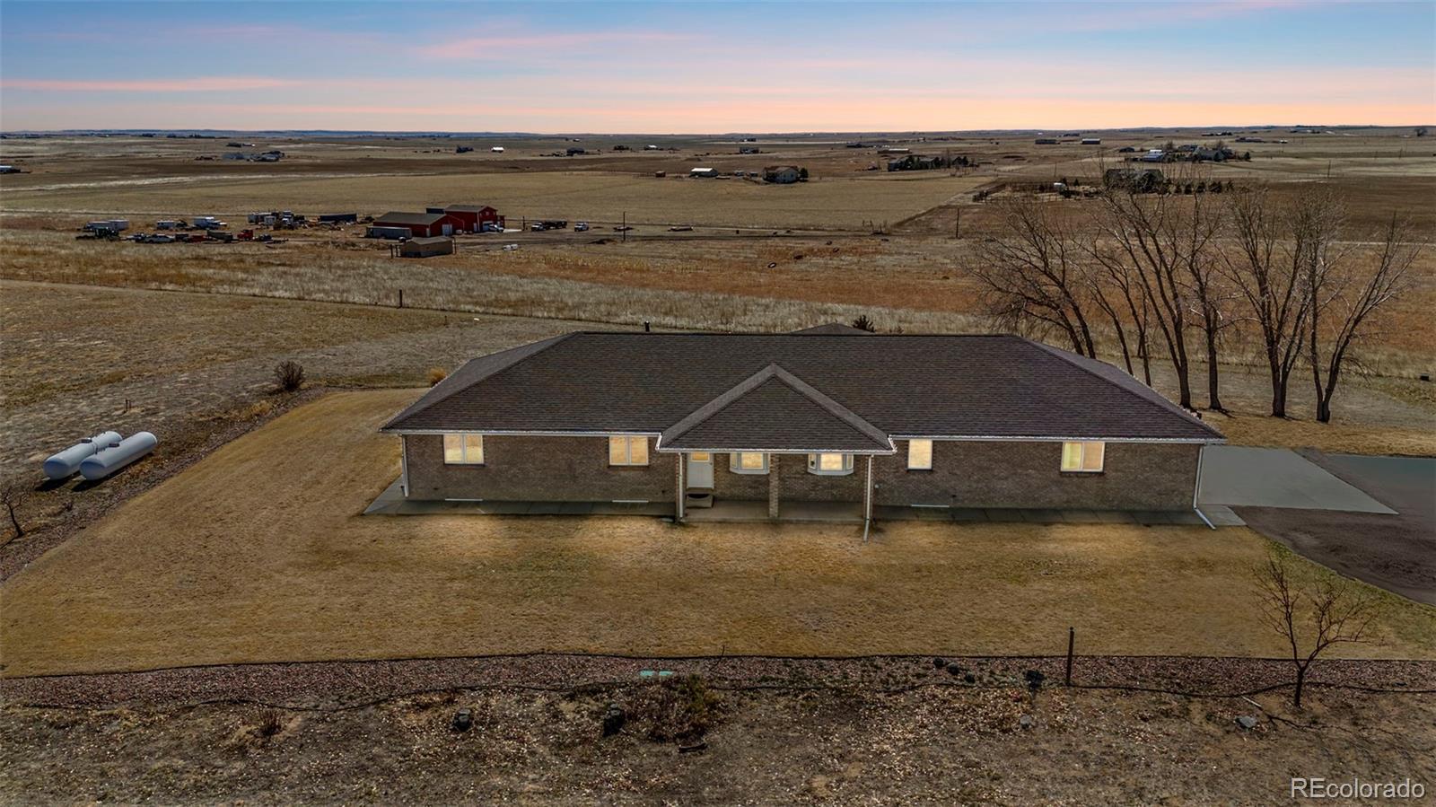 5330 Kiowa-Bennett Road Bennett, CO 80102 - Photo 40 of 48