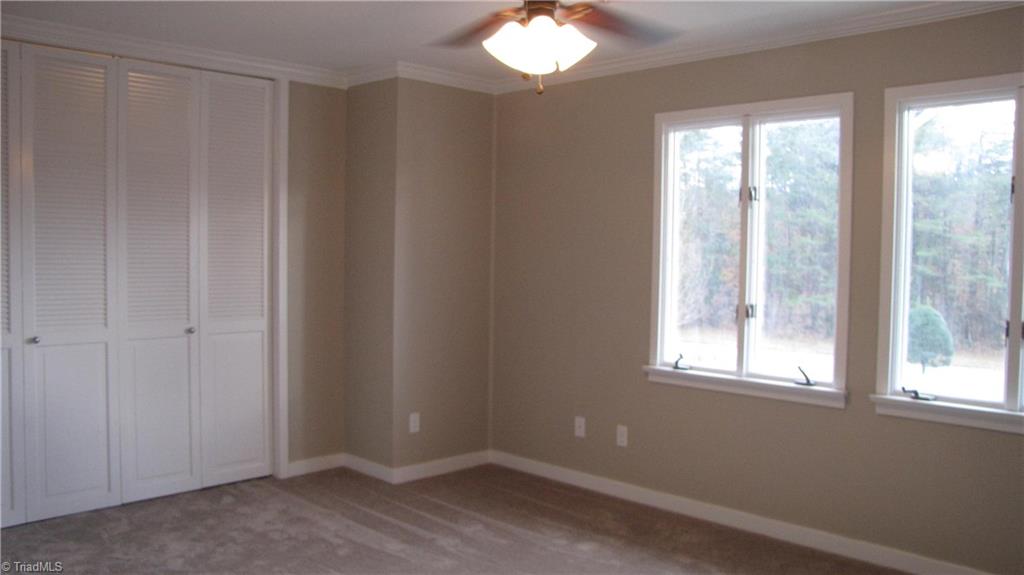 1117 Gatehouse Road High Point, NC 27262 - Photo 15 of 21 Gallery Image 15