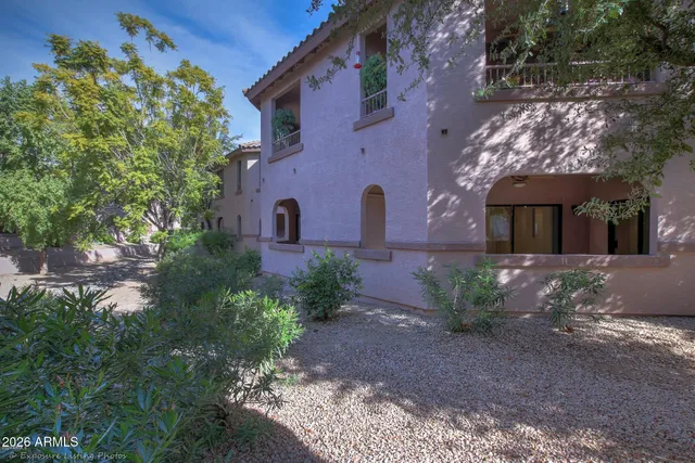 $2,200 | 9555 East Raintree Drive, Unit 1011, Scottsdale, AZ 85260