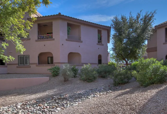 $2,200 | 9555 East Raintree Drive, Unit 1011, Scottsdale, AZ 85260