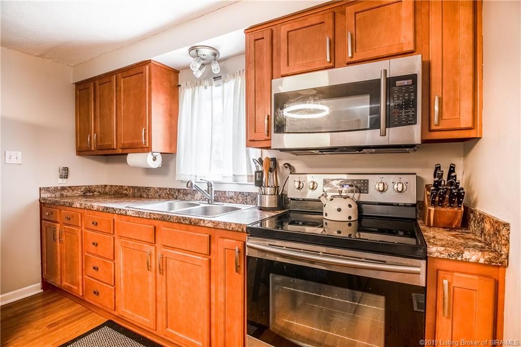 7005 Pekin Road Greenville, IN 47124 - Photo 12 of 36 Gallery Image 12