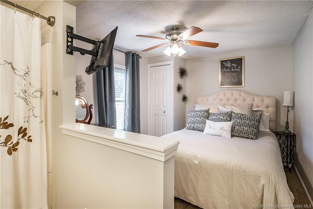 7005 Pekin Road Greenville, IN 47124 - Photo 8 of 36 Gallery Image 8