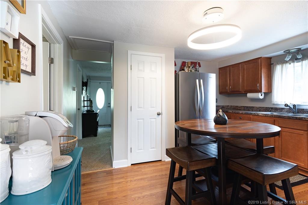 7005 Pekin Road Greenville, IN 47124 - Photo 10 of 36 Gallery Image 10
