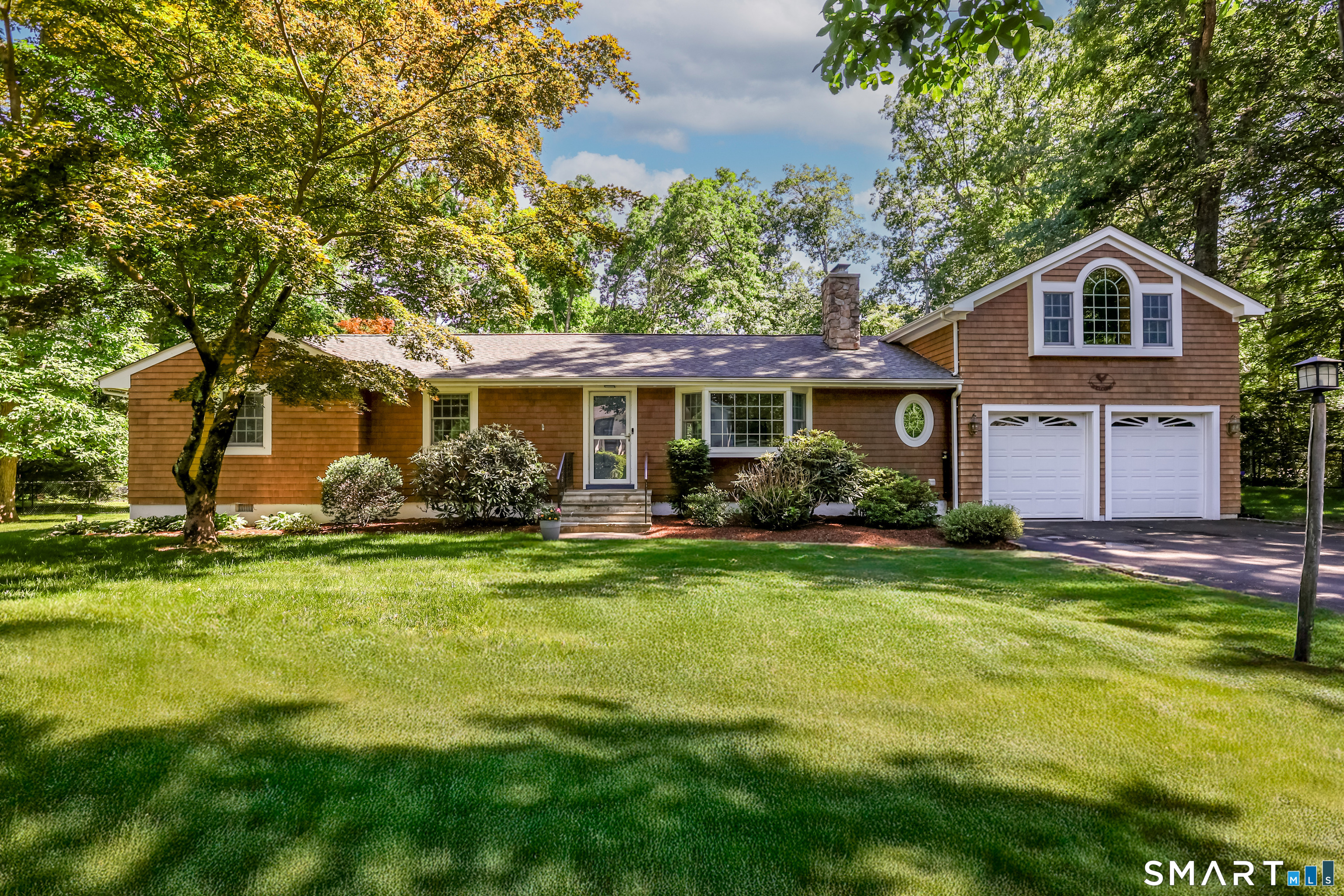 21 Geneva Road Norwalk, CT 06850 - Photo 1 of 36
