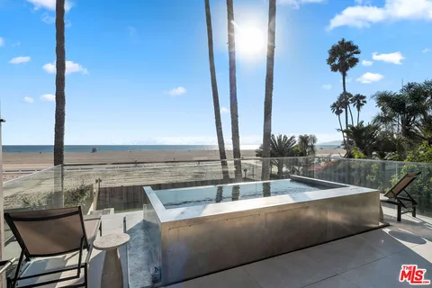 $34,950,000 | 938-940 Palisades Beach Road, Santa Monica, CA 90403