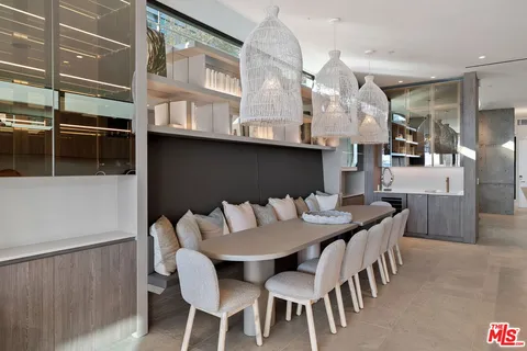 $34,950,000 | 938-940 Palisades Beach Road, Santa Monica, CA 90403