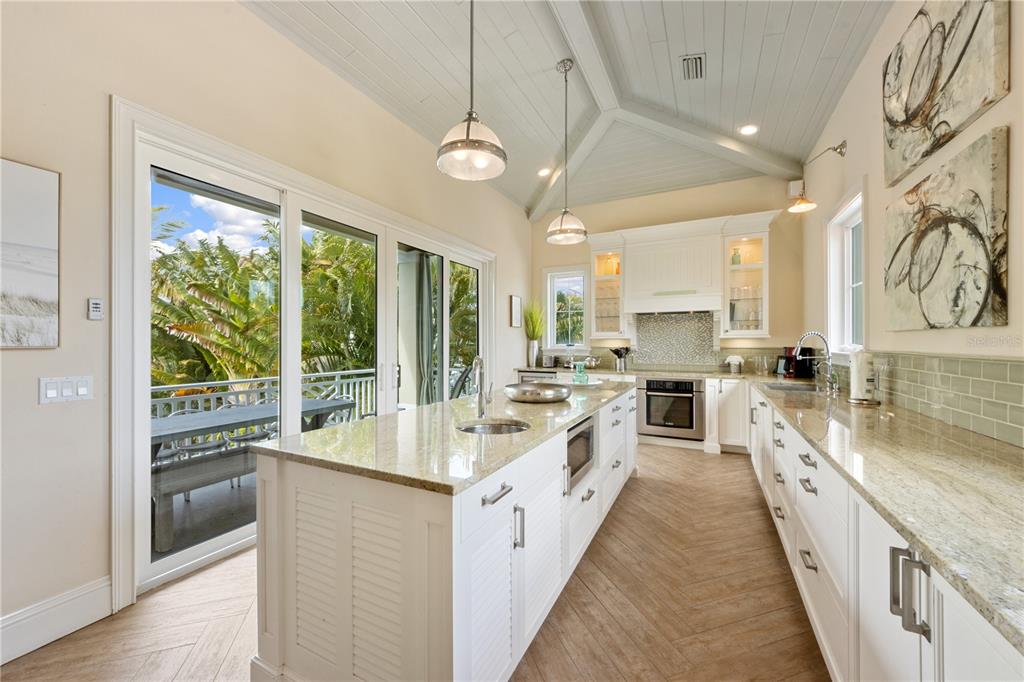 753 Jacaranda Road Anna Maria, FL 34216 - Photo 12 of 55 Gallery Image 12