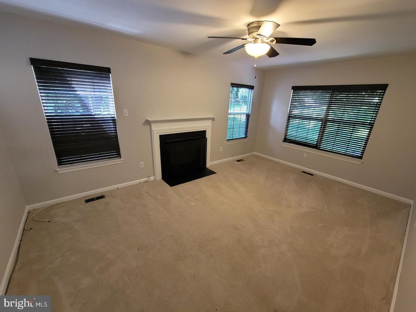 4788 Pearson Drive Woodbridge, VA 22193 - Photo 18 of 23 a view of an empty room with a window