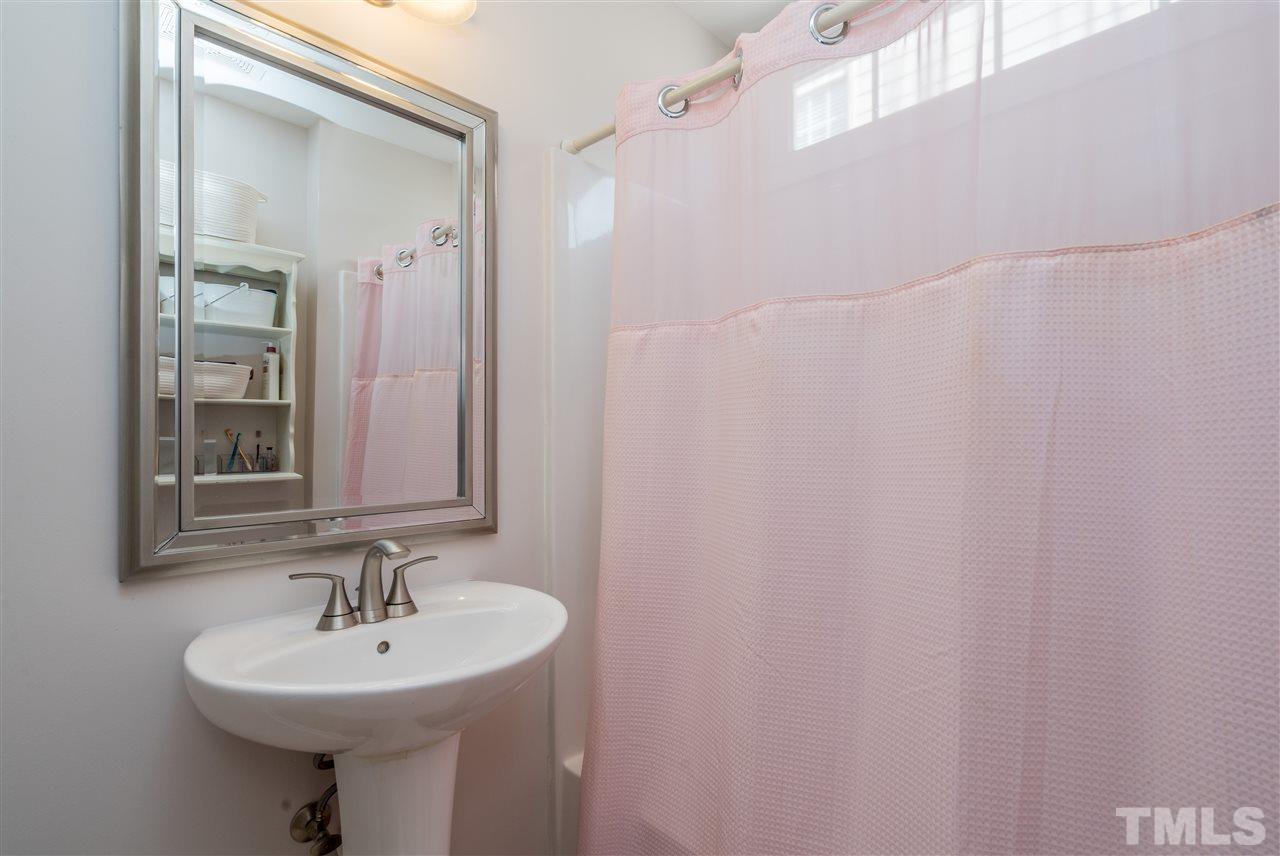 8407 Wheatstone Lane Raleigh, NC 27613 - Photo 20 of 28