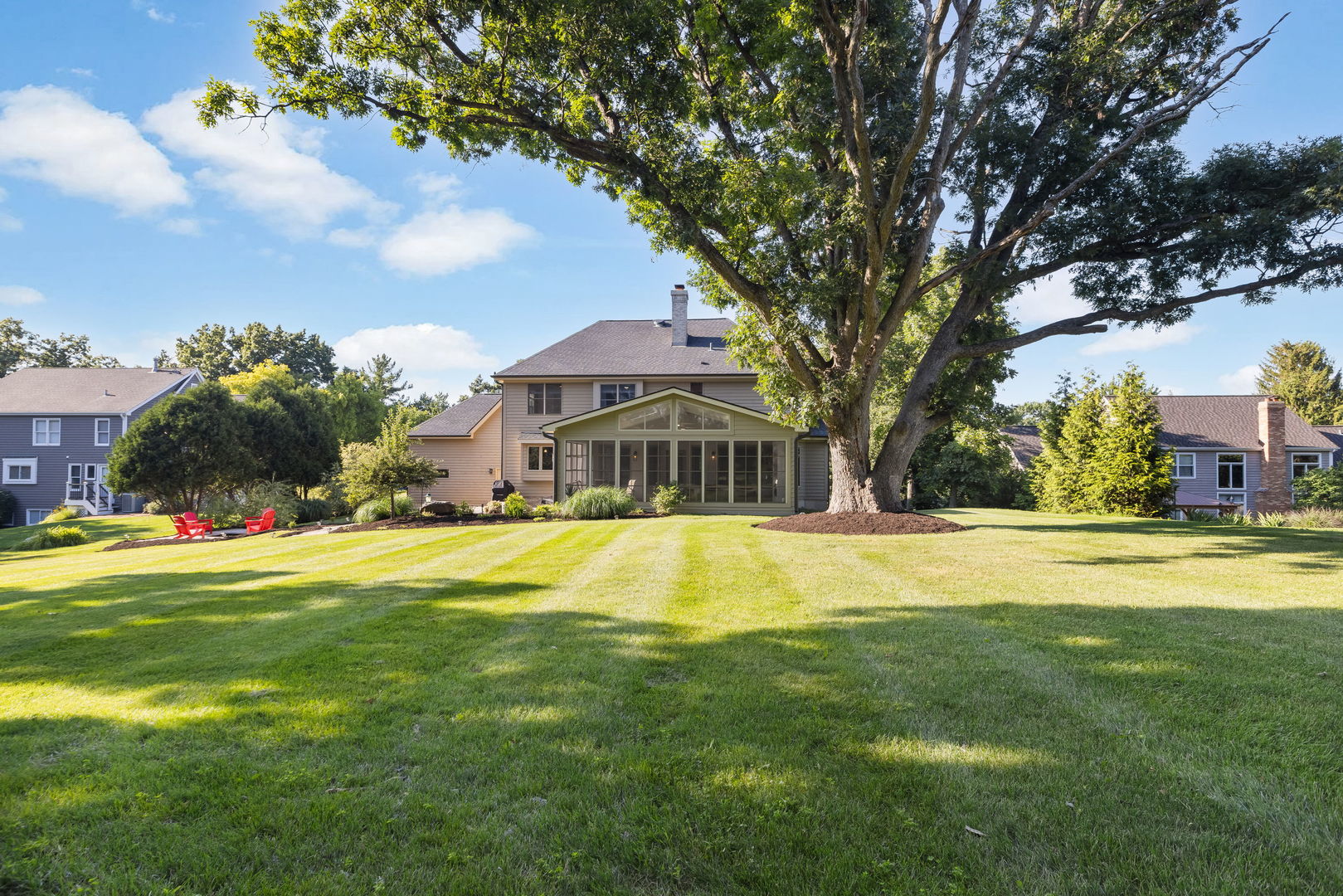 720 Saddle Ridge Crystal Lake, IL 60012 - Photo 31 of 37 Gallery Image 31