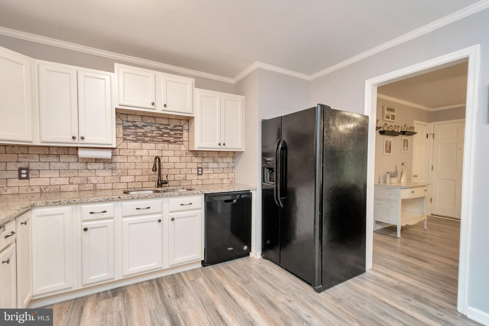 300 Granite Road Spotsylvania, VA 22553 - Photo 14 of 29 Gorgeous flooring