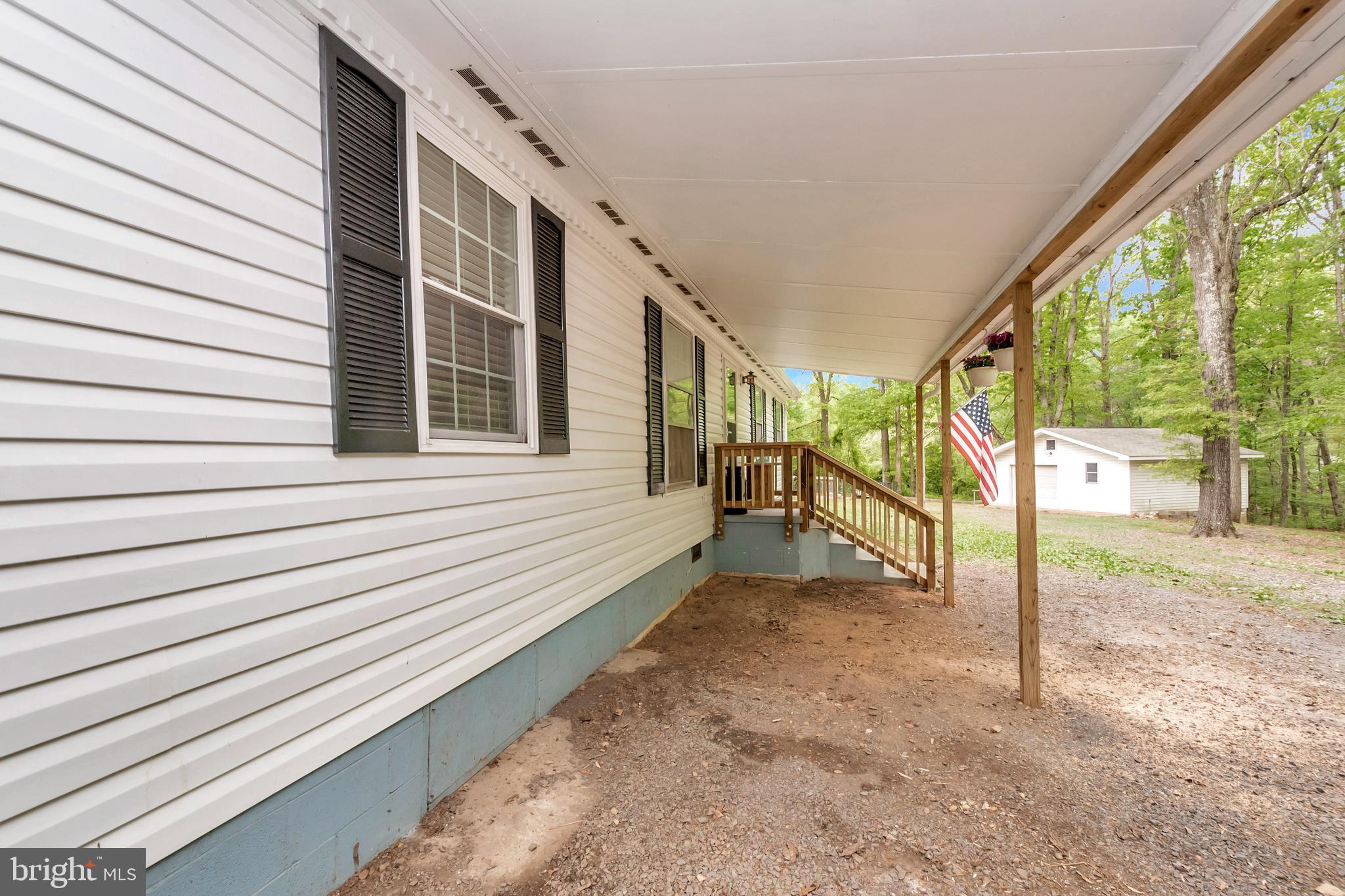 300 Granite Road Spotsylvania, VA 22553 - Photo 20 of 29 Bring your patio furniture