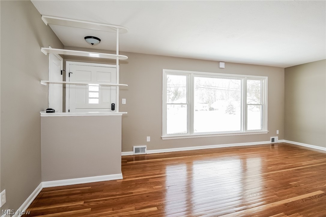 6571 Charles Road North Olmsted, OH 44070 - Photo 6 of 22