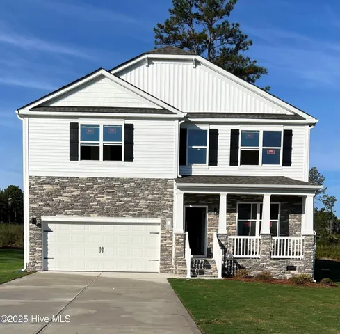 $379,990 | 3100 Platinum Circle, West End, NC 27376