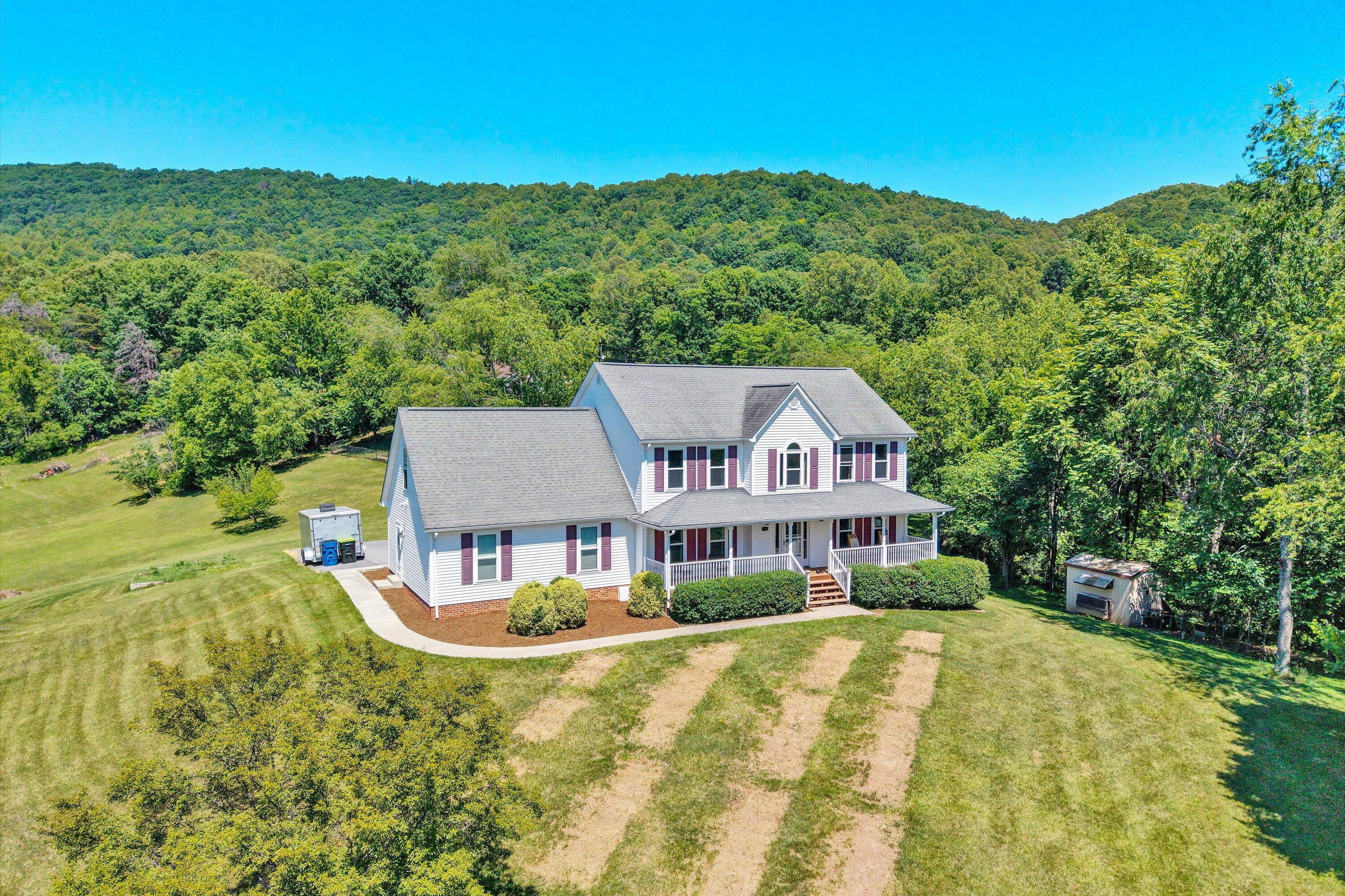 1351 Archway Road Blue Ridge, VA 24064 - Photo 3 of 58 03-SGP-20260604151453
