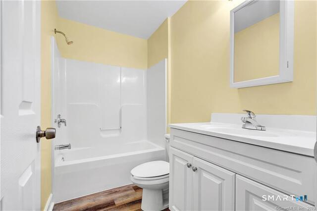 220 Alder Street Waterbury, CT 06708 - Photo 12 of 23