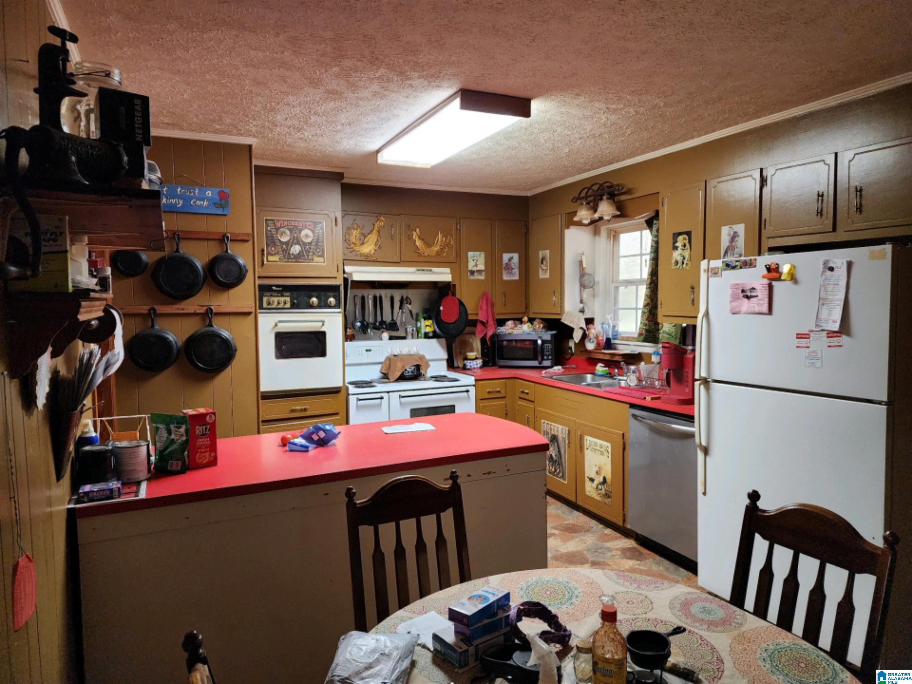 407 Griffitt Bend Road Talladega, AL 35160 - Photo 6 of 22 Gallery Image 6