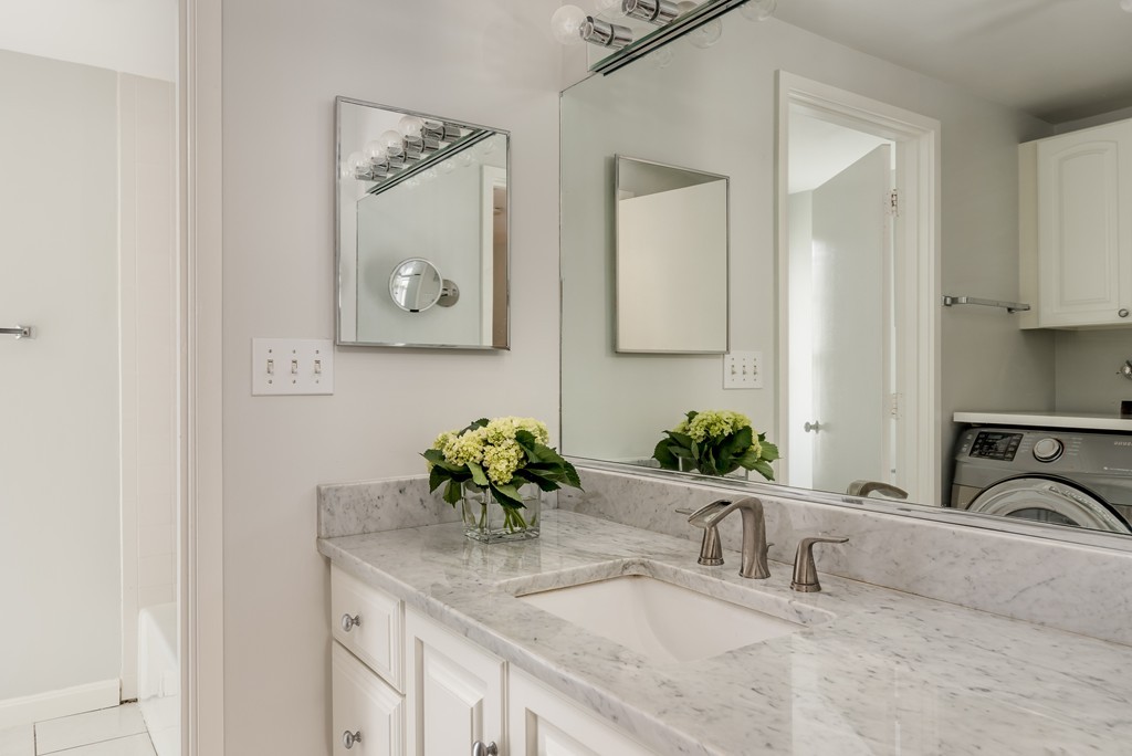 11 Oak Street, Unit 11 Wellesley, MA 02482 - Photo 14 of 18