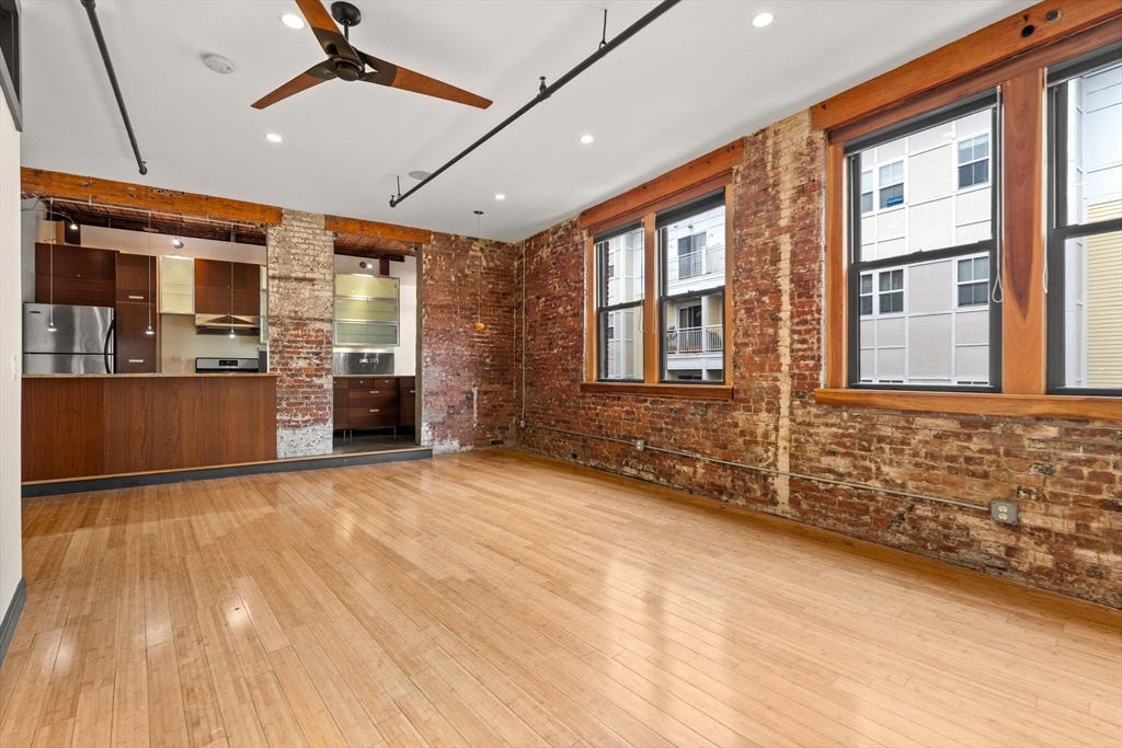 27 Fayette Street, Unit 302 Beverly, MA 01915 - Photo 6 of 24