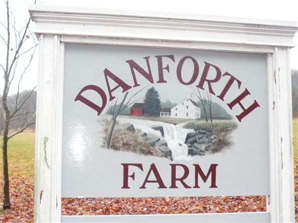 9 Danforth Farm Road Wilbraham, MA 01095 - Photo 1 of 1