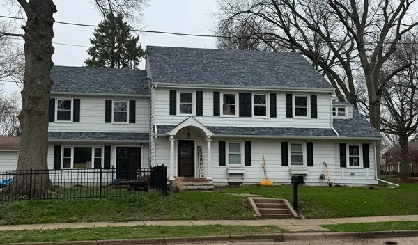 $325,000 | 1501 1st Avenue, Sterling, IL 61081