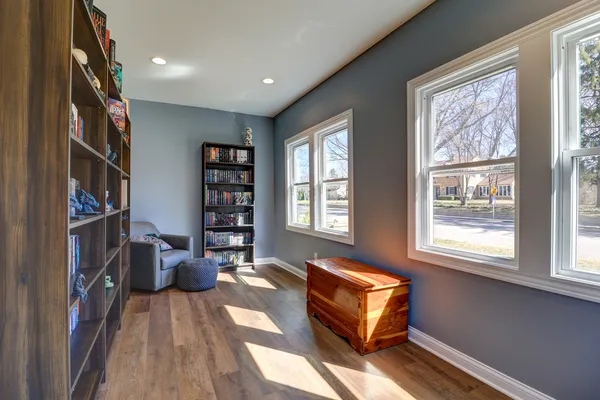 $325,000 | 1501 1st Avenue, Sterling, IL 61081