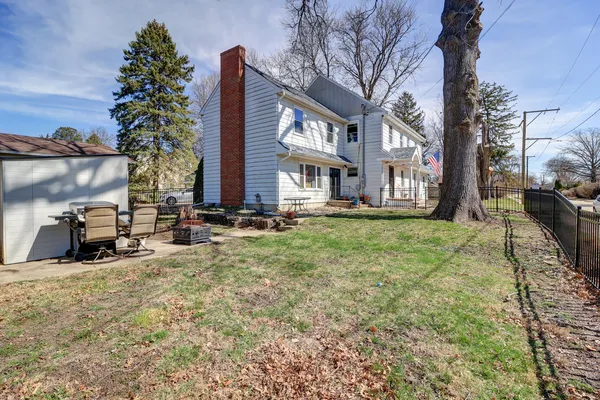 $350,000 | 1501 1st Avenue, Sterling, IL 61081
