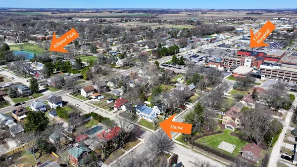 $325,000 | 1501 1st Avenue, Sterling, IL 61081