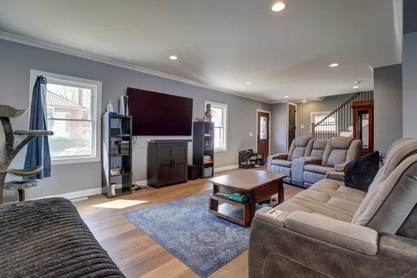$350,000 | 1501 1st Avenue, Sterling, IL 61081