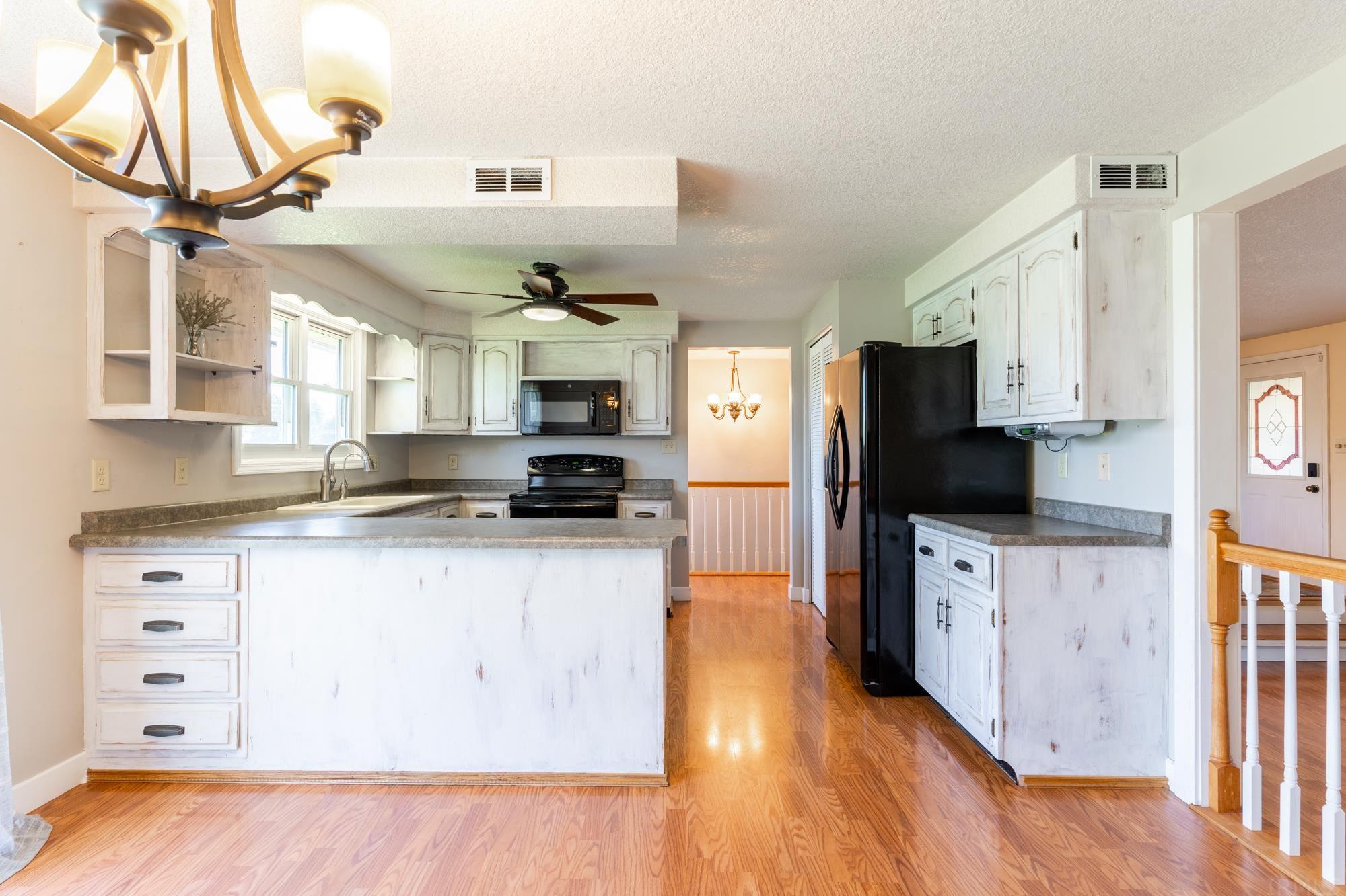 7701 Trentman Road Fort Wayne, IN 46816 - Photo 7 of 36