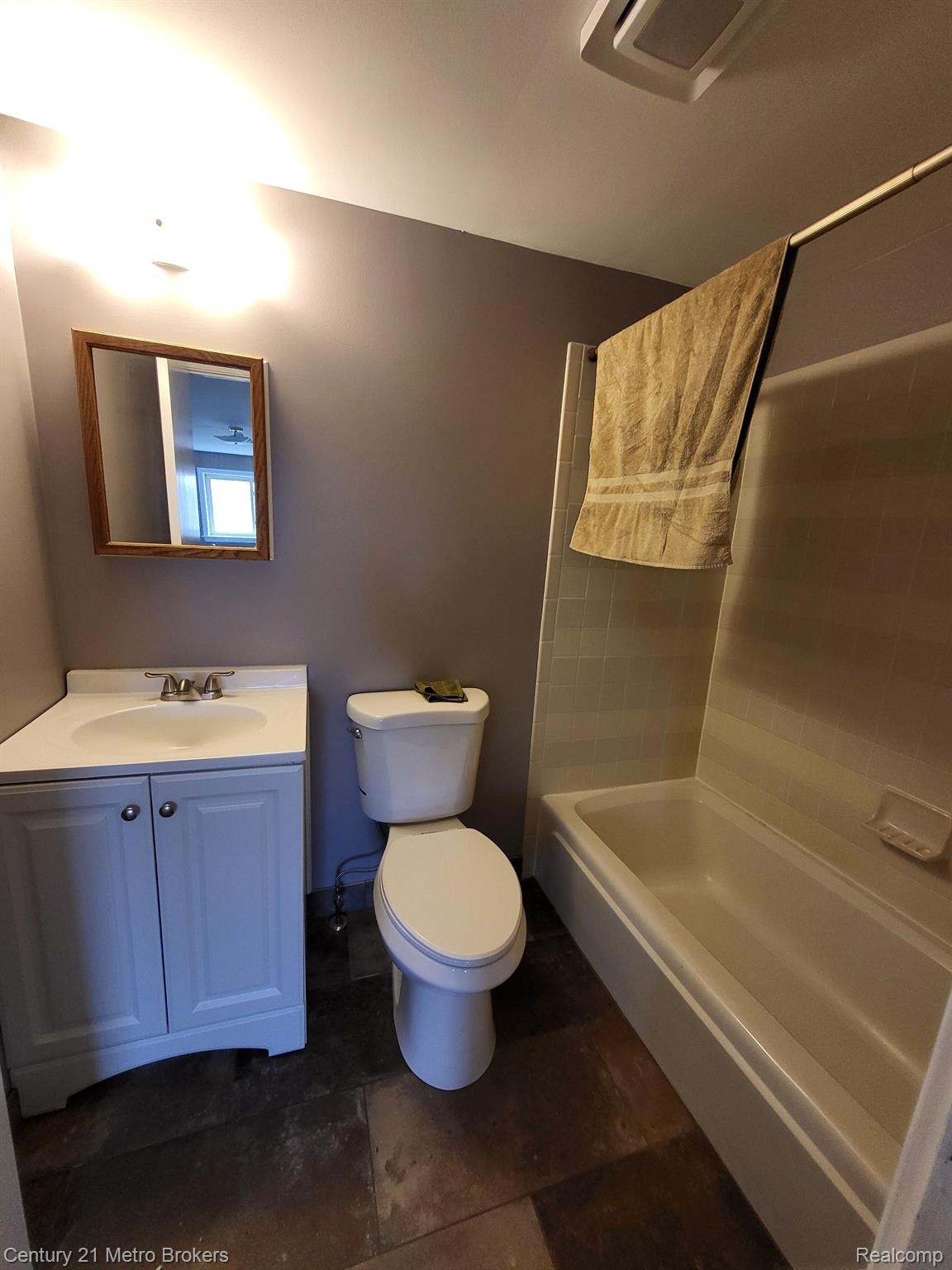 3811 Davison Road Lapeer, MI 48446 - Photo 5 of 18 Master Bath