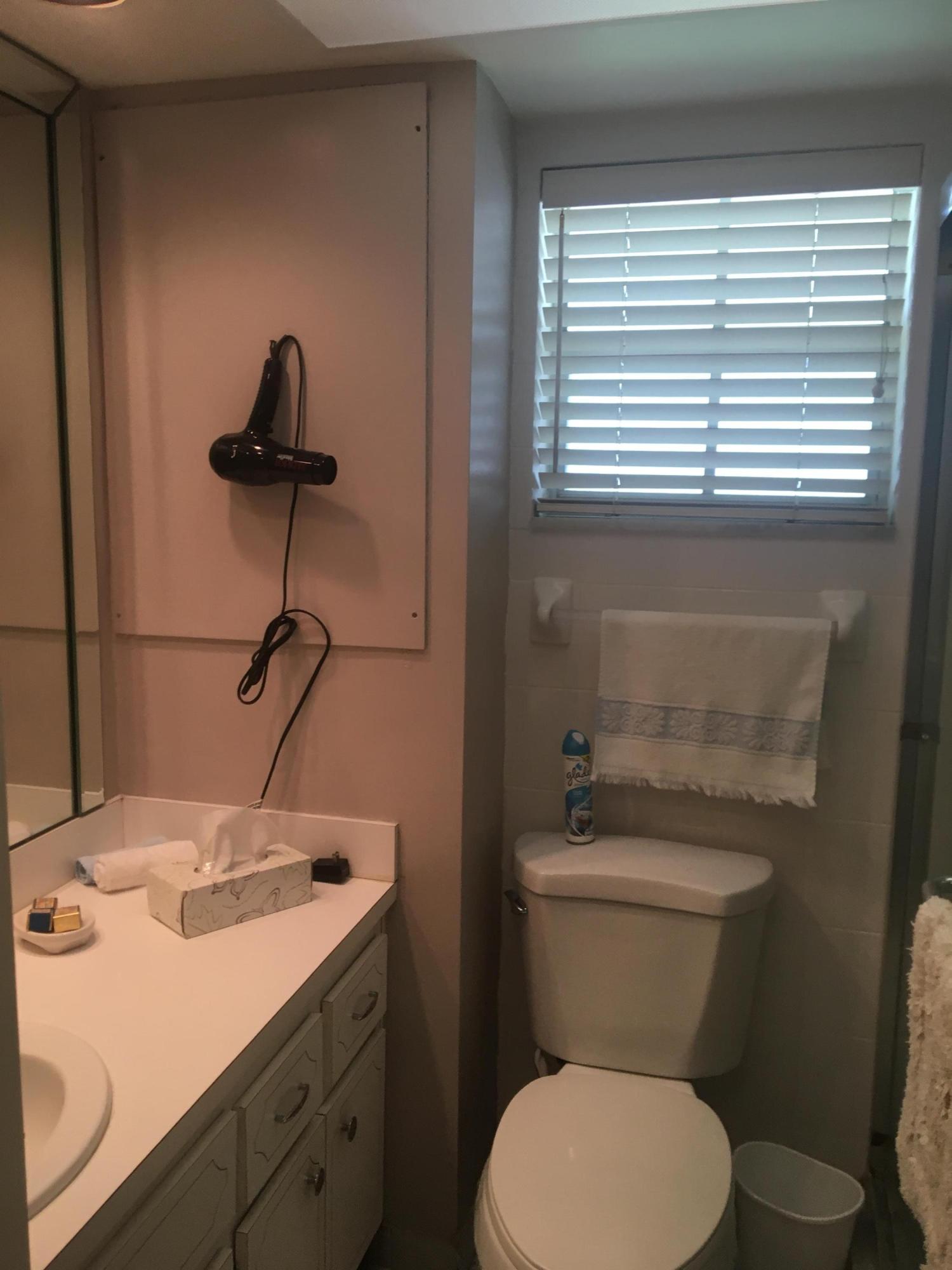 400 Northeast 20th Street, Unit C102 Boca Raton, FL 33431 - Photo 13 of 22 IMG_2519
