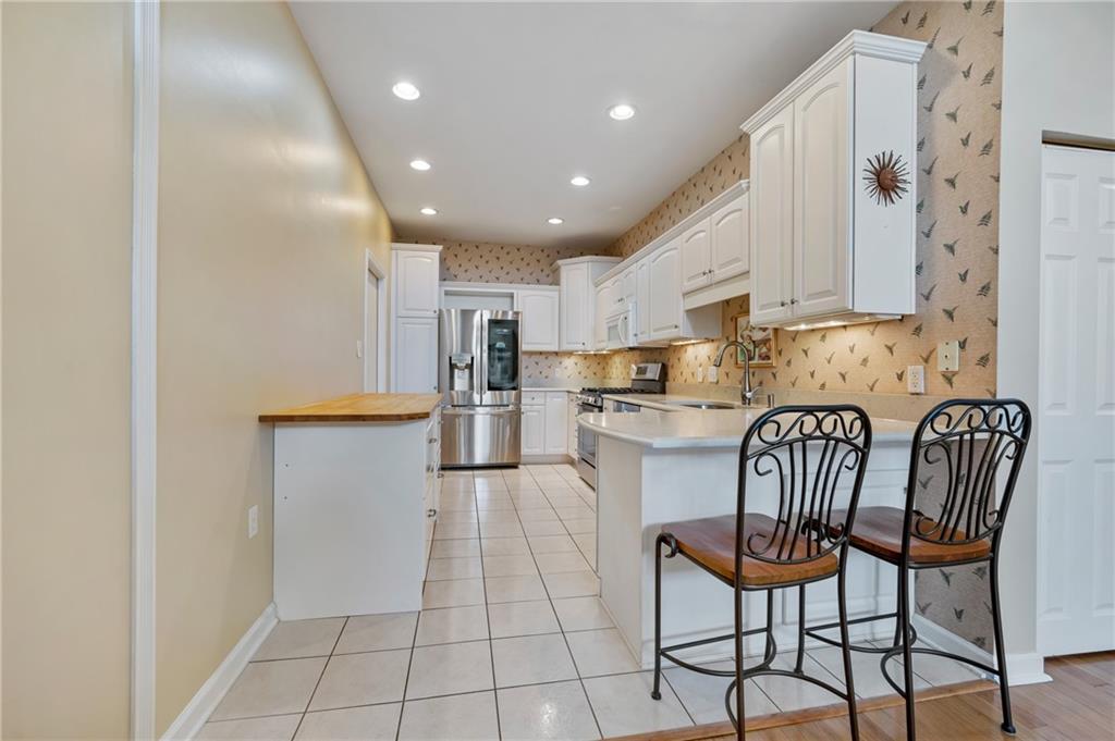 301 Saddlebrook Road Gibsonia, PA 15044 - Photo 2 of 26 Gallery Image 2