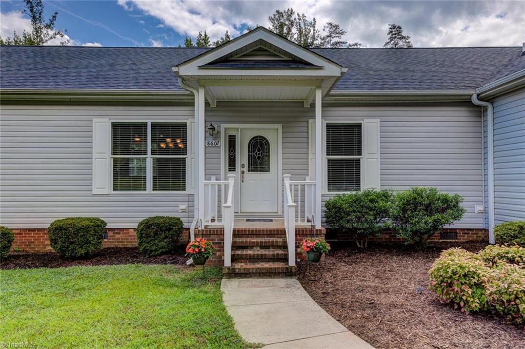 8607 Self Road Stokesdale, NC 27357 - Photo 10 of 30 Gallery Image 10
