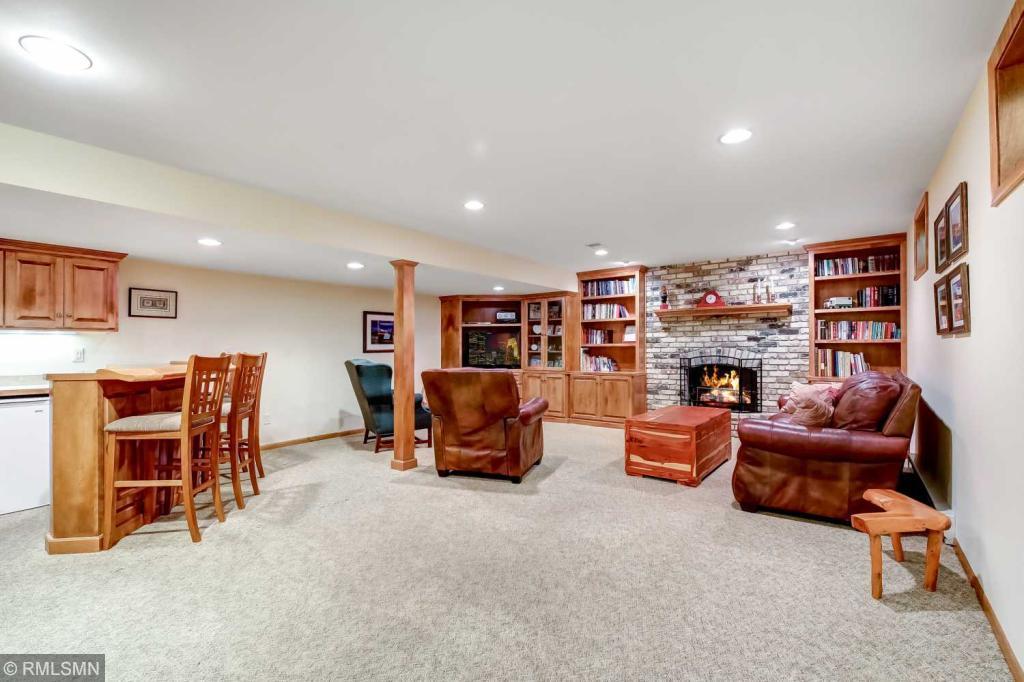 4235 Heathcote Road Deephaven, MN 55391 - Photo 20 of 32 Gallery Image 20