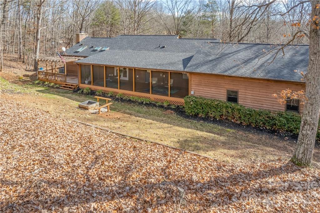 481 Plantation Drive Rutherfordton, NC 28139 - Photo 3 of 48 a front view of a house with a yard