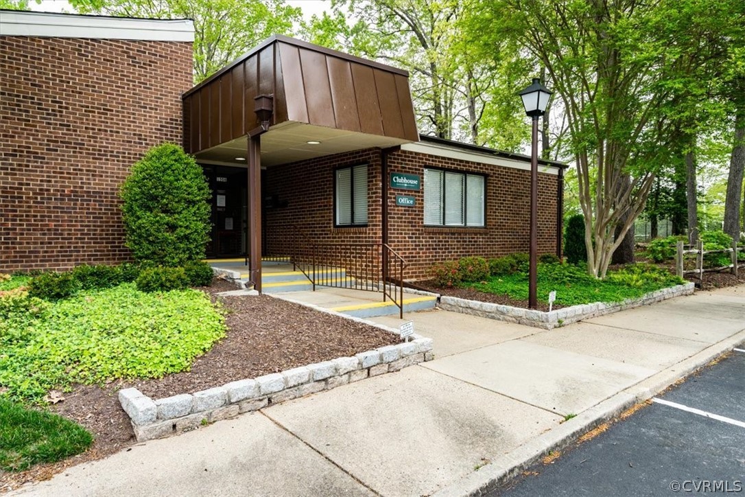 1507 Largo Road, Unit 303 Henrico, VA 23238 - Photo 29 of 40 View of front of Clubhouse