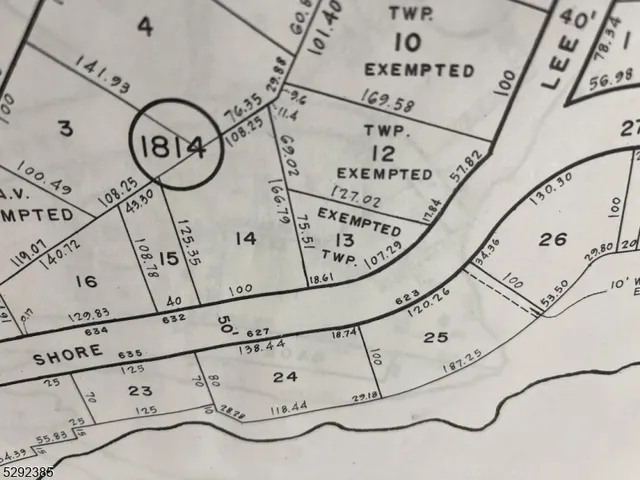 a view of a entryway