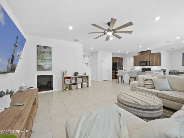 $2,500 | 1430 Tan Tara Trail, Jacksonville, FL 32221