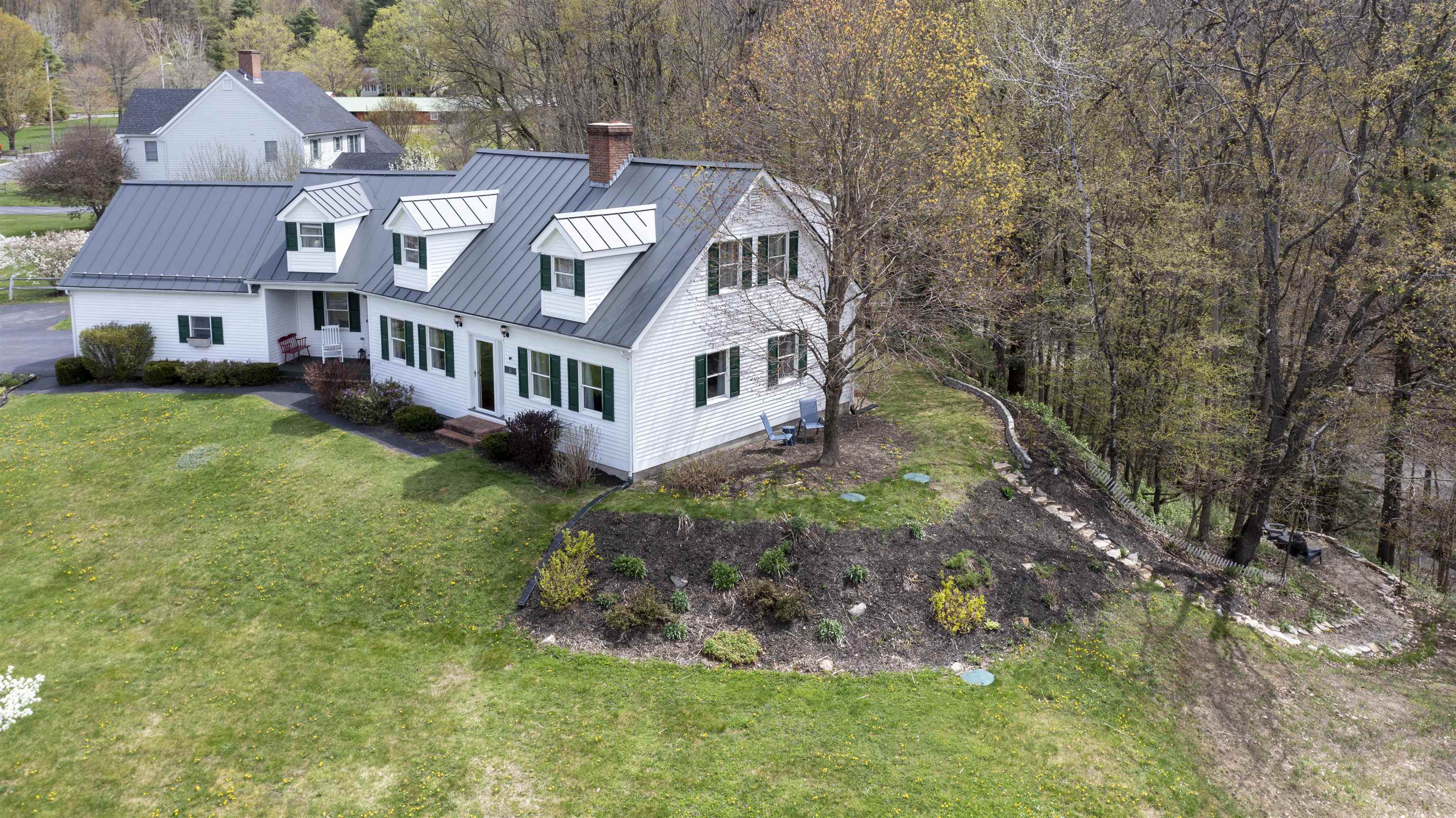 8 Walnut Hill Court Springfield, VT 05156 - Photo 28 of 34 Gallery Image 28