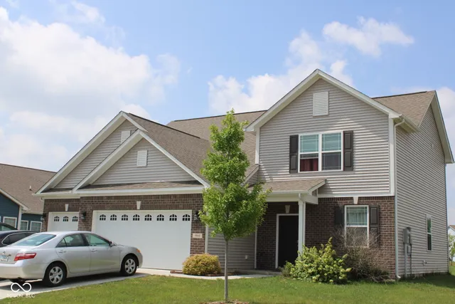 $385,000 | 9068 Thames Drive, Avon, IN 46123