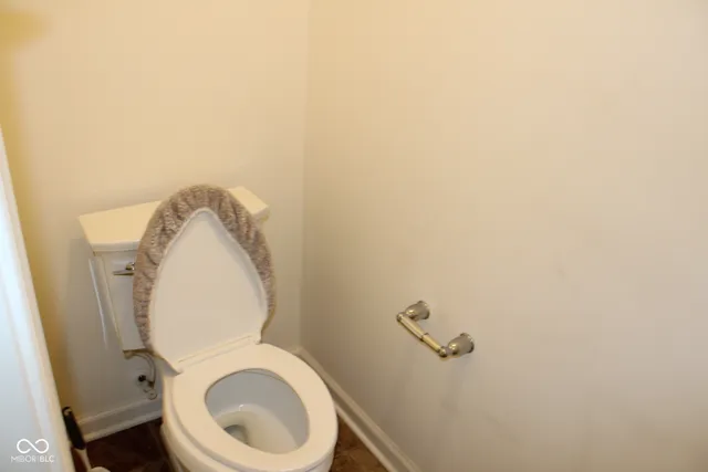 $385,000 | 9068 Thames Drive, Avon, IN 46123