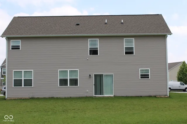 $385,000 | 9068 Thames Drive, Avon, IN 46123