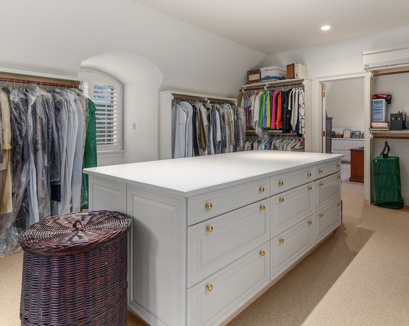 1271 North Green Bay Road Lake Forest, IL 60045 - Photo 36 of 57 a kitchen with a stove and a refrigerator