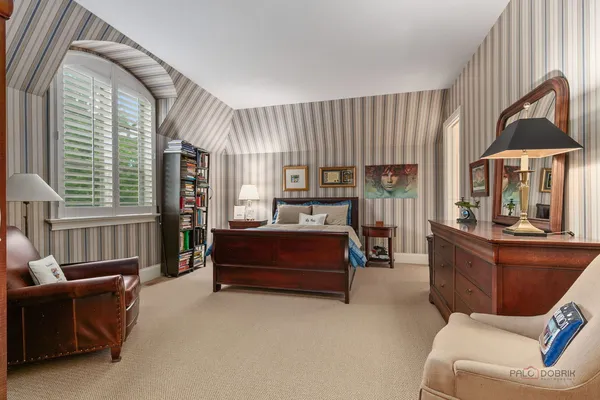 $3,295,000 | 1271 North Green Bay Road, Lake Forest, IL 60045