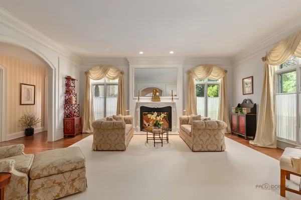 $3,295,000 | 1271 North Green Bay Road, Lake Forest, IL 60045